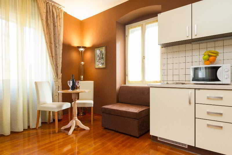 Olivia Hotel